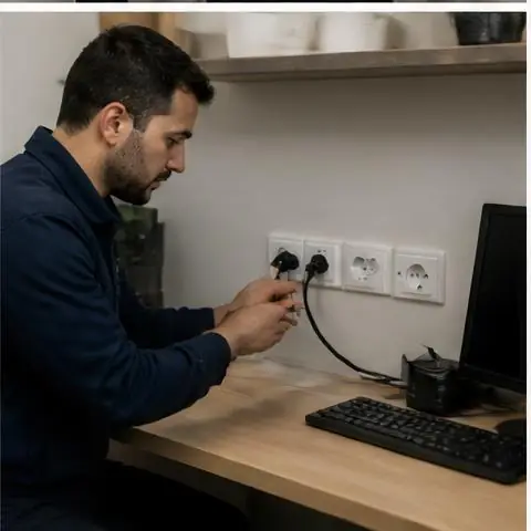 Esenyurt Cumhuriyet Mahallesi elektrikçi ekibinin esenyurt Cumhuriyet Mahallesi adreslerinde site ortak alan elektrik işleri için yerinde çalışması