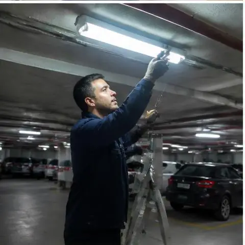 Avcılar Ambarlı Liman Bölgesi elektrikçi ekibinin üç fazlı panolarda termik, kontaktör ve faz arızaları için yerinde çalışması