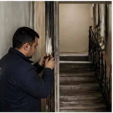 Büyükçekmece Batıköy elektrikçi ekibinin sezonluk yük değişimine bağlı pano zorlanması için yerinde çalışması